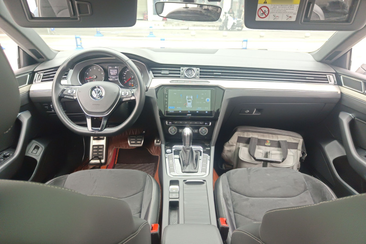 一汽-大众CC 2019款 330TSI 华颜版 国V中控内饰12
