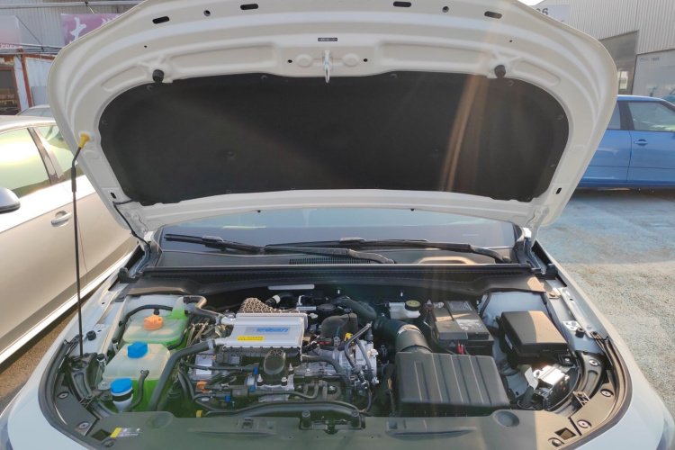 广汽传祺 2024款 270T DCT 影豹S版机舱底盘24