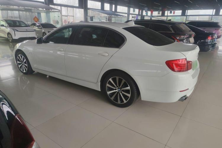 宝马5系 2013款 530Li 领先型车身外观6004