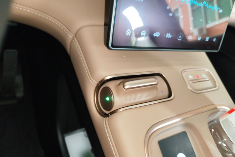 蔚来ES6 2023款 75kWh局部细节18