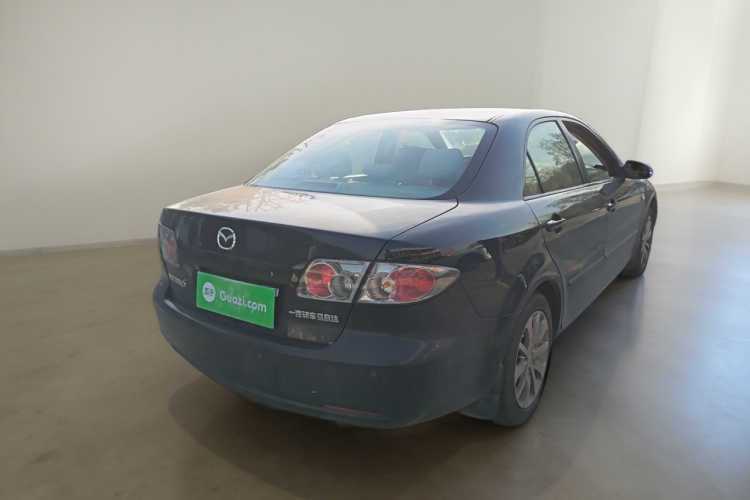 马自达6 2011款 2.0L 自动时尚型车身外观7