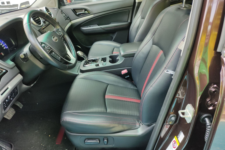 比亚迪S7 2015款 2.0T 自动尊贵型局部细节19