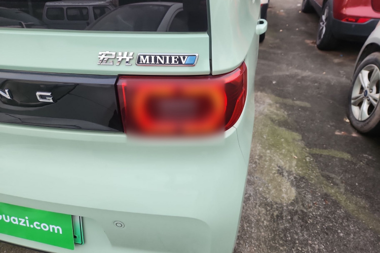 五菱汽车 宏光MINIEV 2021款 马卡龙时尚款 磷酸铁锂车身外观6006