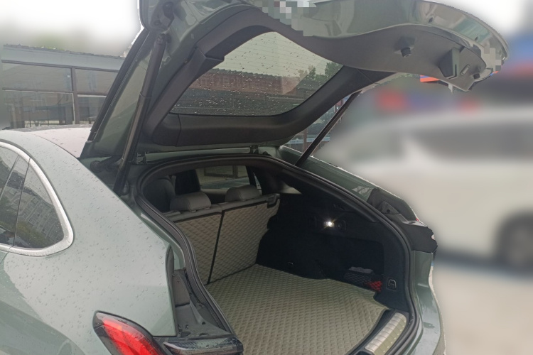 蔚来EC6 2020款 605KM 运动版中控内饰23