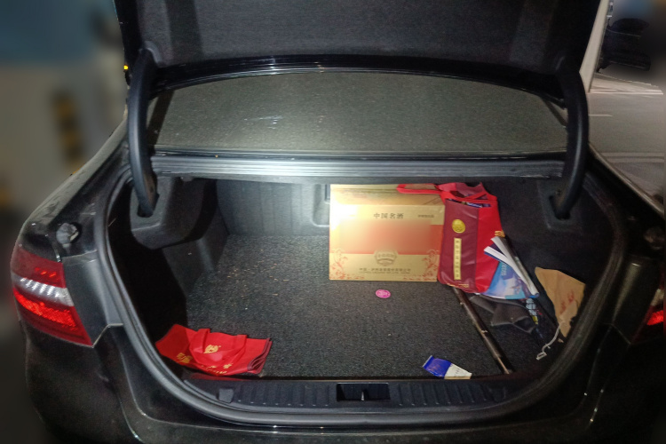 福特 金牛座 2017款 EcoBoost 325 V6旗舰型中控内饰23