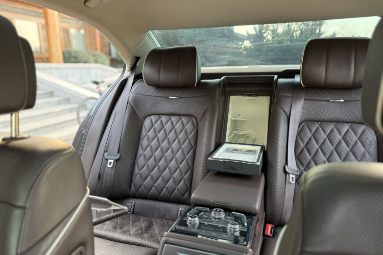 大众 辉昂 2018款 380TSI 两驱旗舰版局部细节16