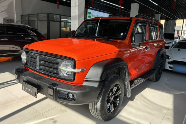 坦克300 2021款 越野版 2.0T 挑战者车身外观1