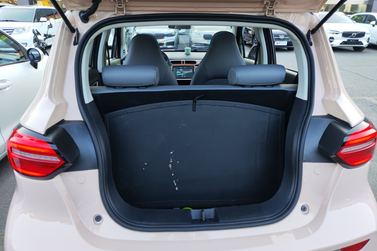 零跑汽车 零跑T03 2021款 400豪华版机舱底盘23