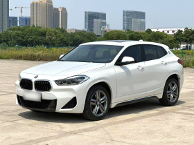 宝马X2 2021款 改款 sDrive25i M运动套装