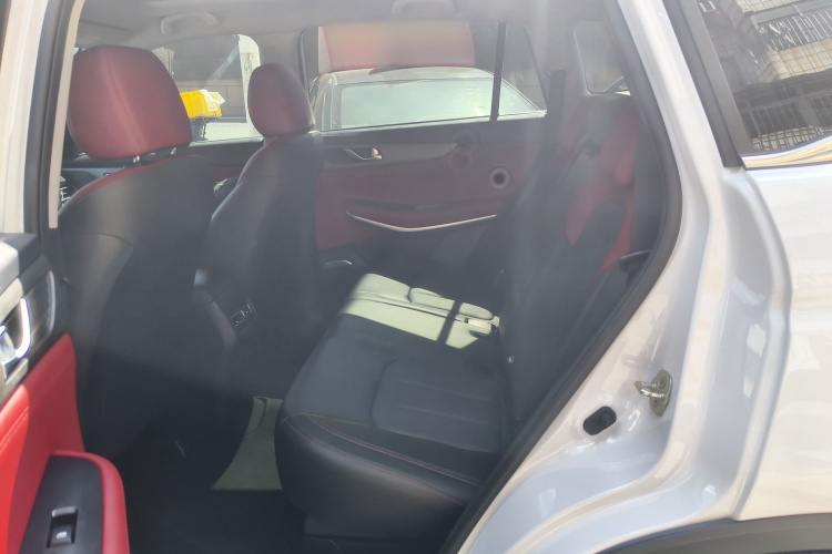 长安CS75 2023款 畅享版 1.5T DCT豪华版中控内饰7004