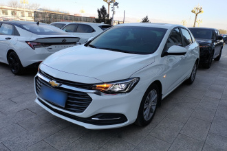 雪佛兰 科鲁泽 2022款 320 自动悦享天窗版