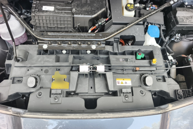 大众 ID.UNYX 与众 2025款 Pure局部细节24