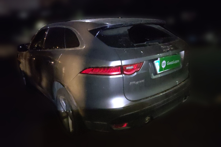捷豹F-PACE 2020款 2.0T 都市尊享版车身外观5