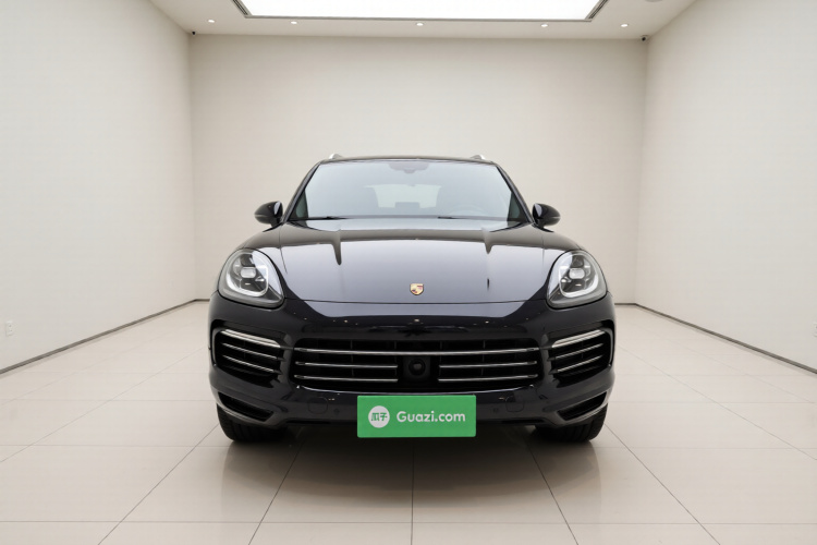 保时捷 2019款 Cayenne 3.0T车身外观2