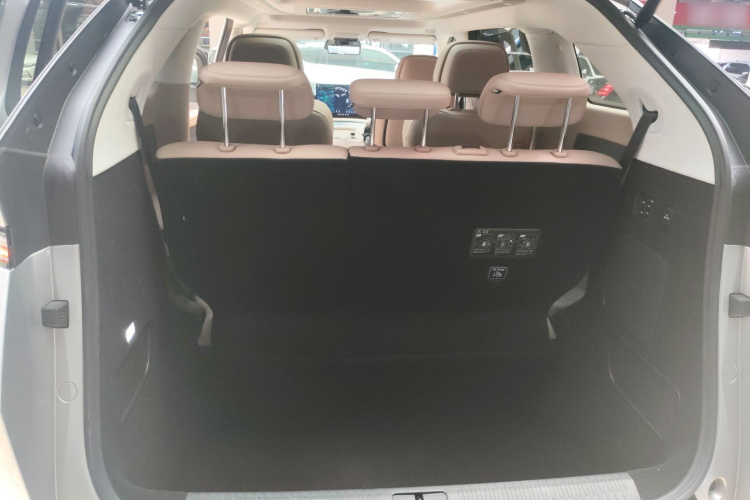 小鹏X9 2024款 702超长续航Max局部细节23