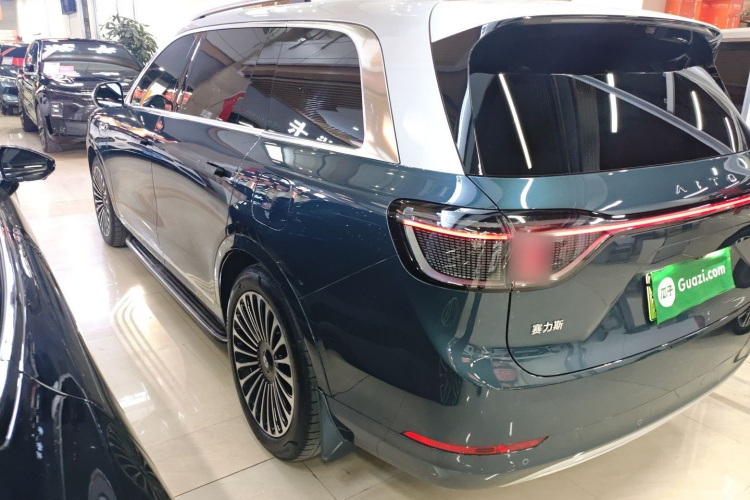 鸿蒙智行 问界M9 2024款 纯电 Ultra版 100kWh 5座版车身外观6003