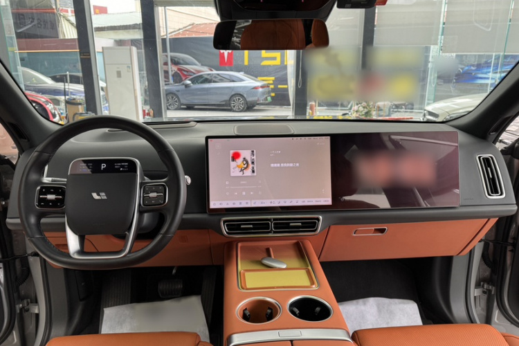 理想汽车 理想L8 2023款 Pro中控内饰7006