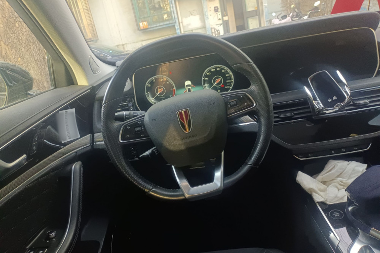 红旗HS5 2019款 2.0T 智联旗享四驱版中控内饰13