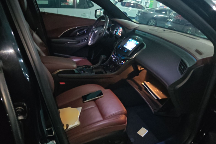 别克 君越 2013款 2.4L SIDI豪华舒适型局部细节41