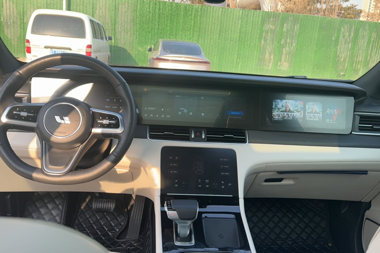 理想汽车 理想ONE 2021款 增程6座版中控内饰7001