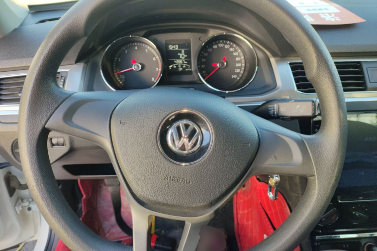 大众 2019款 改款 宝来·传奇 1.5L 手动时尚型 国VI中控内饰13