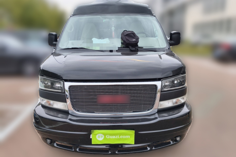 GMC SAVANA 2014款 5.3L 四驱领袖版车身外观2