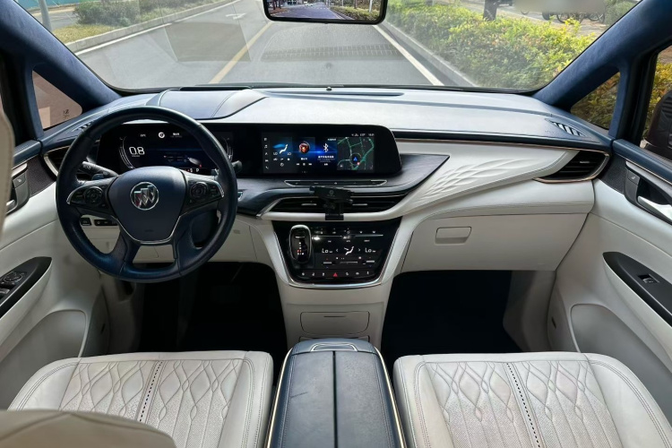 别克GL8 2020款 Avenir艾维亚 四座尊礼版中控内饰7005