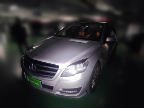 奔驰R级 2017款 R 320 4MATIC 商务型臻藏版