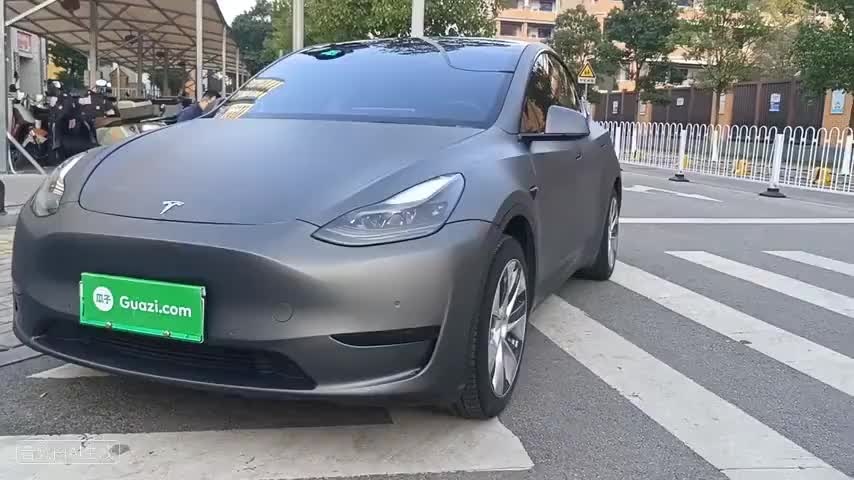 特斯拉 Model Y 2022款 改款 后轮驱动版检测视频1