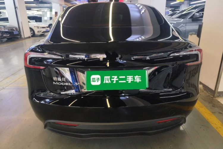 特斯拉 Model 3 2023款 后轮驱动版车身外观6004