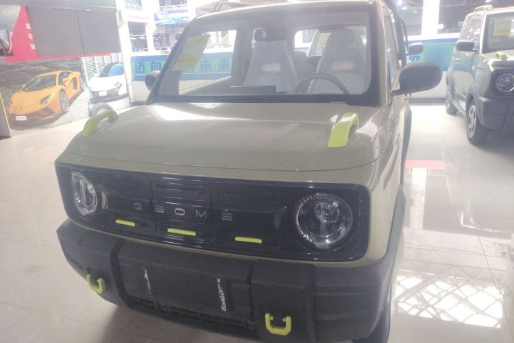 吉利银河 2025款 210km 熊猫骑士车身外观2