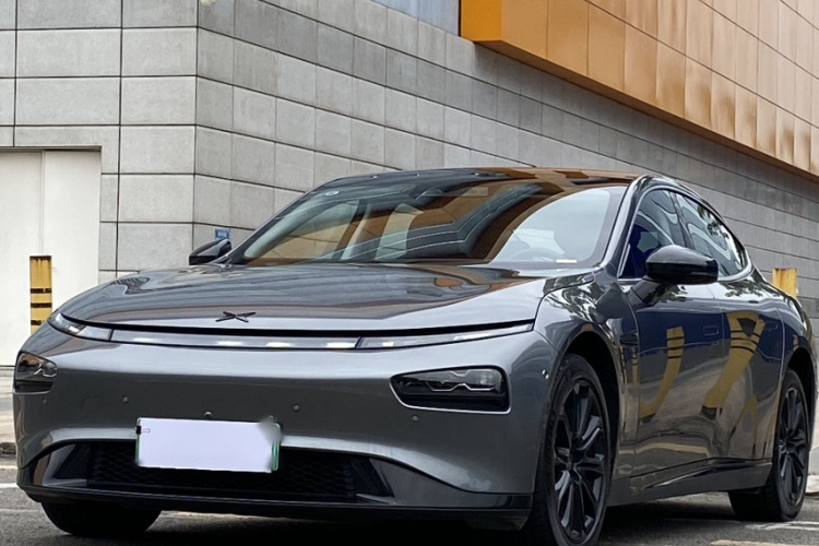 小鹏P7 2020款 670E车身外观6004