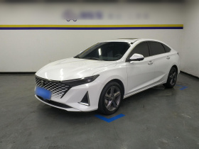 长安 锐程PLUS 2023款 1.5T DCT尊贵型