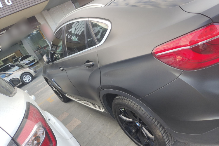 宝马X6 2015款 xDrive28i车身外观4