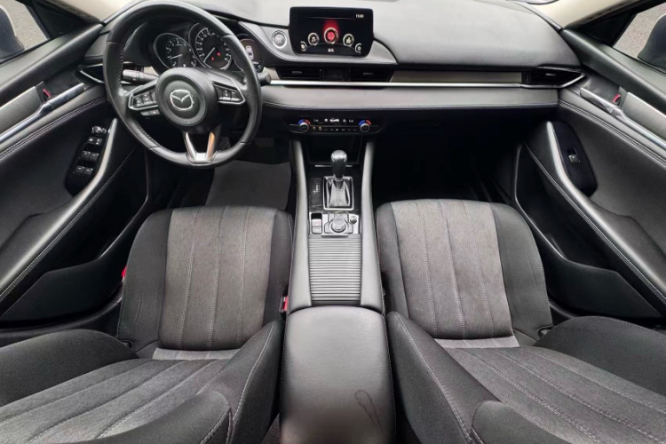 马自达 阿特兹 2020款 2.0L 蓝天时尚版中控内饰7003