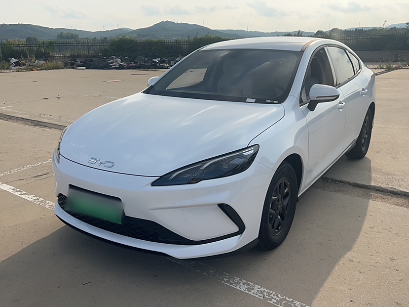 比亚迪 海豹05 DM-i 2025款 DM-i 智驾版 55KM豪华型