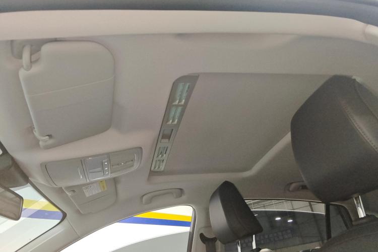 名爵 MG5 2023款 180DVVT CVT风尚版中控内饰22