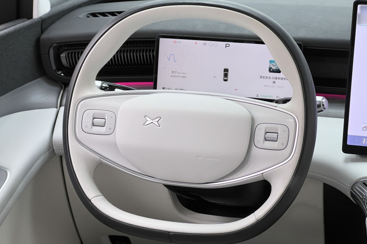 小鹏X9 2024款 640四驱高性能Max中控内饰7002