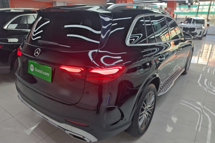 奔驰GLC 2023款 改款 GLC 300 L 4MATIC 动感型 5座车身外观7