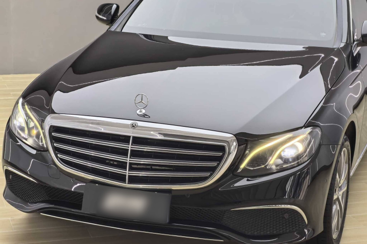 奔驰E级 2018款 E 200 L车身外观6002