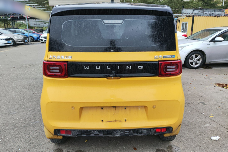 五菱汽车 宏光MINIEV 2022款 马卡龙时尚款 磷酸铁锂车身外观6