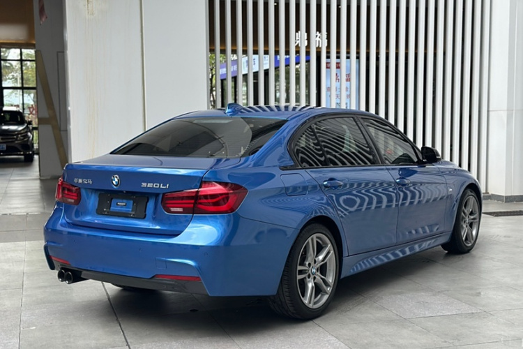 宝马3系 2018款 320Li M运动曜夜版车身外观6004