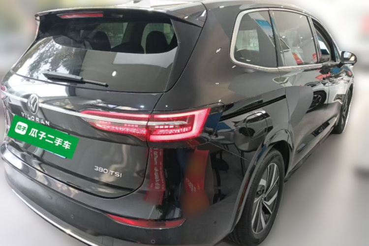 大众 威然 2024款 380TSI 尊驰版车身外观7