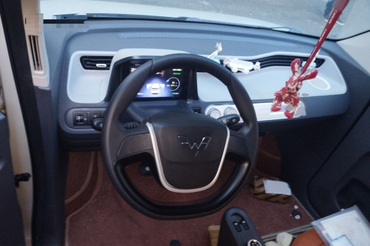 五菱汽车 宏光MINIEV 2022款 马卡龙时尚款 磷酸铁锂中控内饰7002