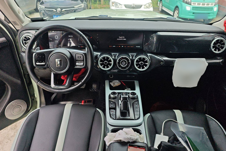 坦克300 2021款 城市版 2.0T 很有型中控内饰12