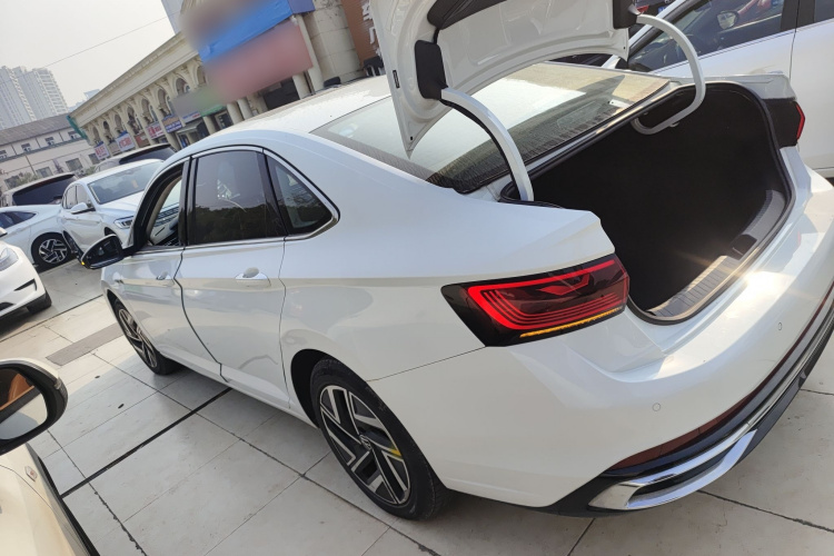 大众 速腾 2023款 200TSI DSG超越版车身外观6003