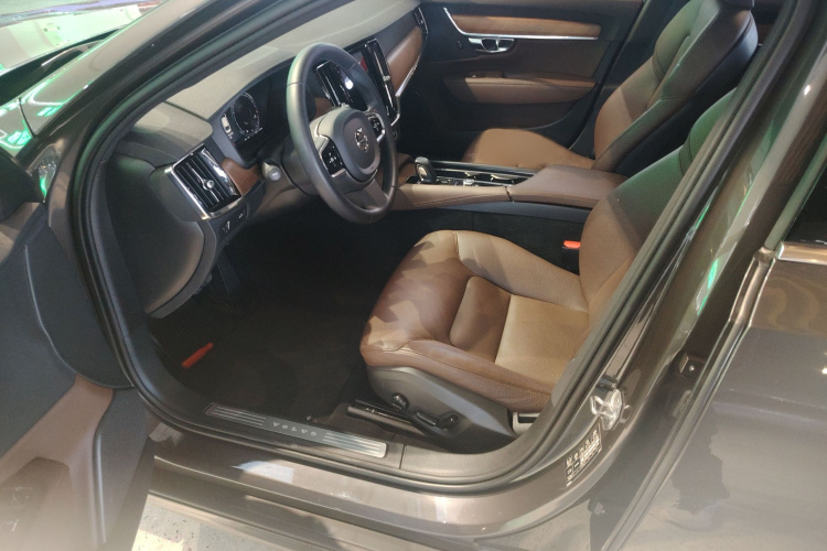 沃尔沃S90 2021款 B5 智逸豪华版局部细节19