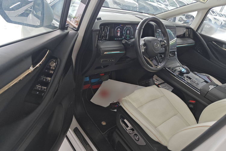 广汽传祺 传祺E9 2023款 E9 MAX中控内饰20