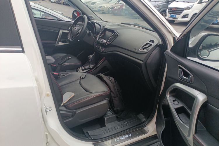 奇瑞 瑞虎5 2014款 2.0L CVT家尊版局部细节41