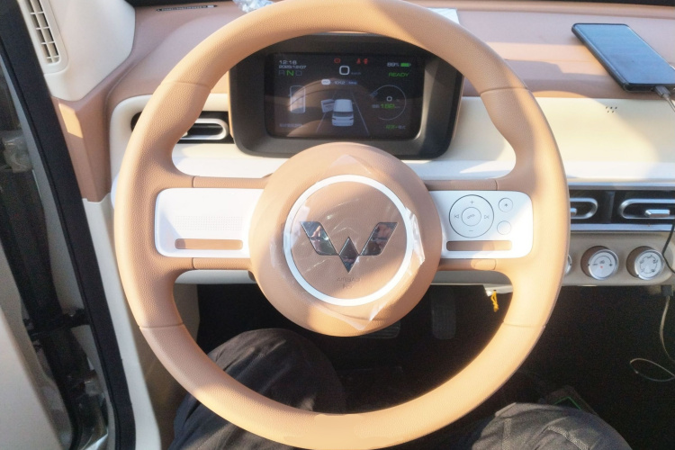 五菱汽车 宏光MINIEV 2024款 第三代 215km 青春版中控内饰13